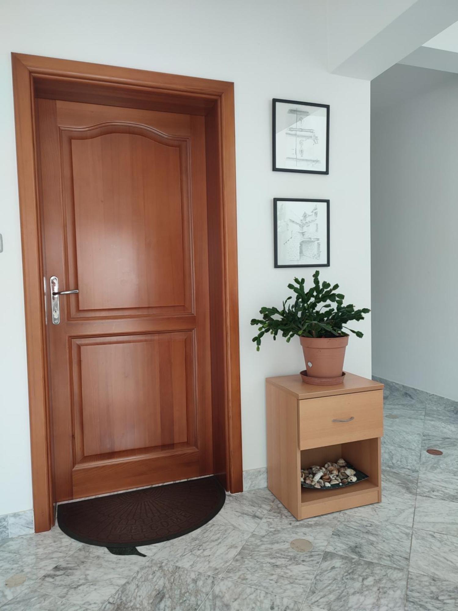 Apartments Kraljic I Baška Habitación foto