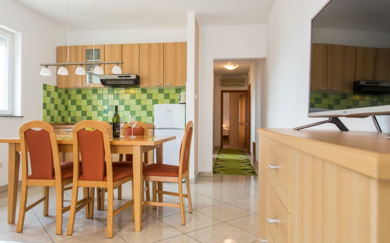 Apartments Kraljic I Baška Exterior foto